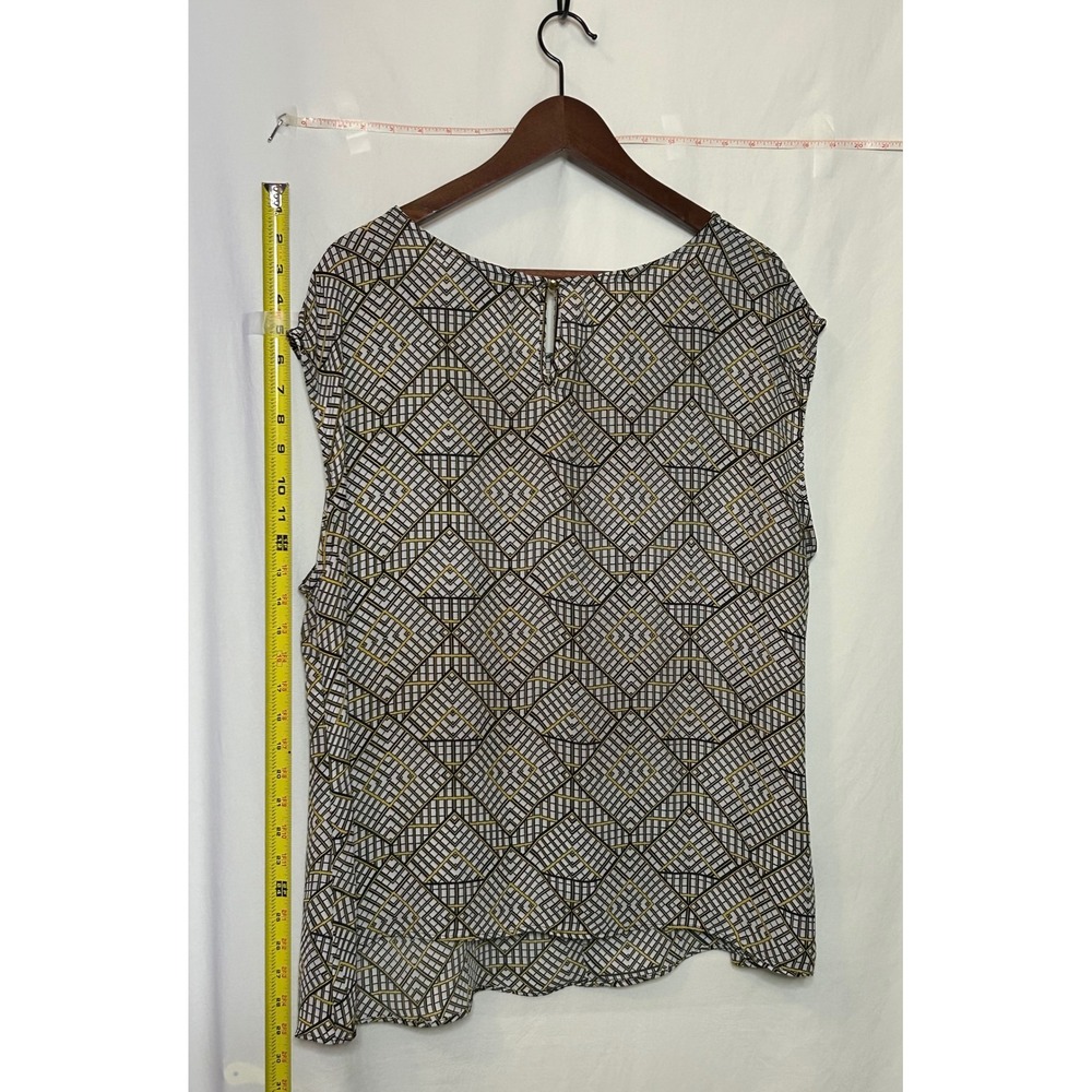 Worthington Woman Geometric Print Cap Sleeve Blouse Top 3X - Picture 2 of 4